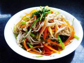 忆马鲜金针菇的爆料视频,新鲜背后的秘密  第1张